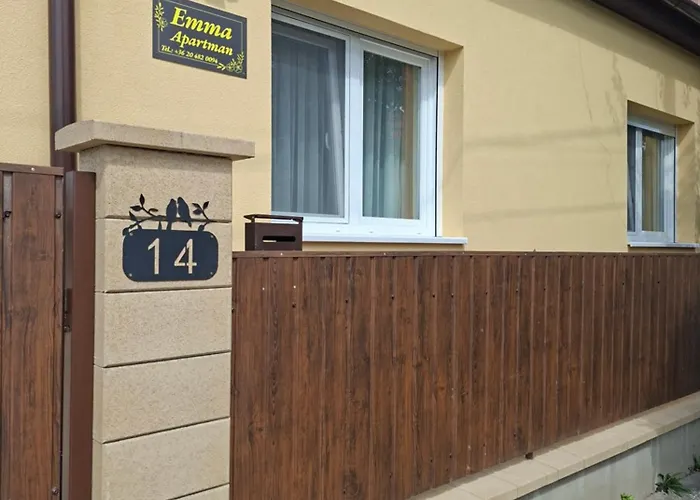 Apartamento Emma 2 *